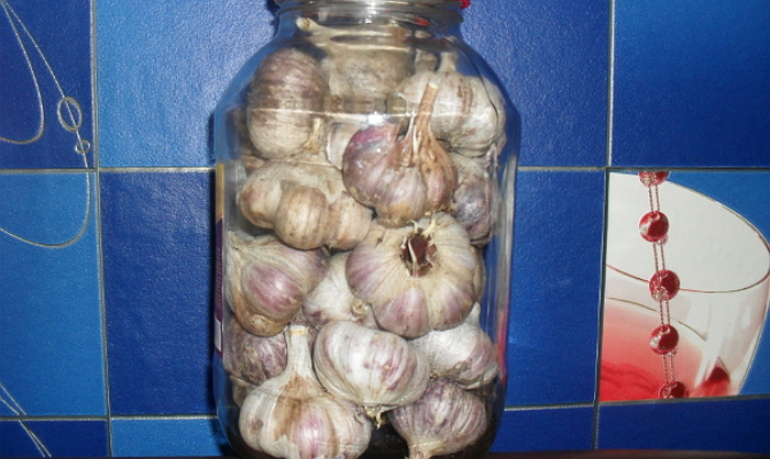 Pembekuan adalah salah satu pilihan untuk menyimpan bawang putih