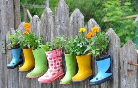 Rubber boots with flowers