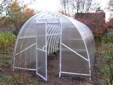 Do-it-yourself greenhouse from polypropylene pipes: step-by-step instructions