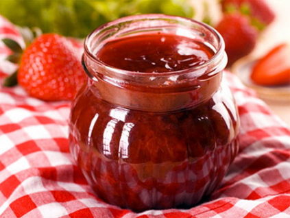 strawberry jam for the winter