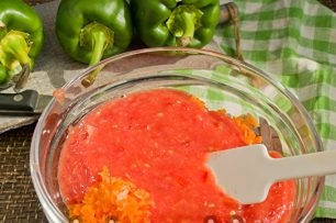 добавяне на домати