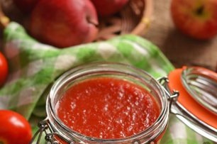 salsa de tomate con manzanas