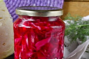 pickled cabbage with beets and carrots