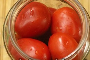 lägg tomater