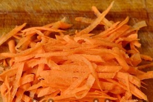 strúhaná mrkva