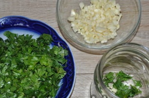 garlic and parsley in a jar