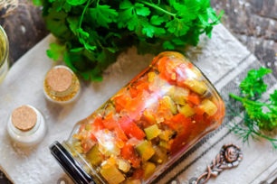 Vegetable stew for the winter - lick your fingers!
