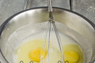 mlátit vejce