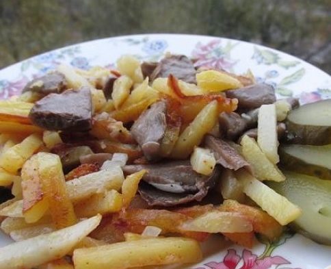 Fried potatoes with row