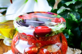 baklažán v paradajke
