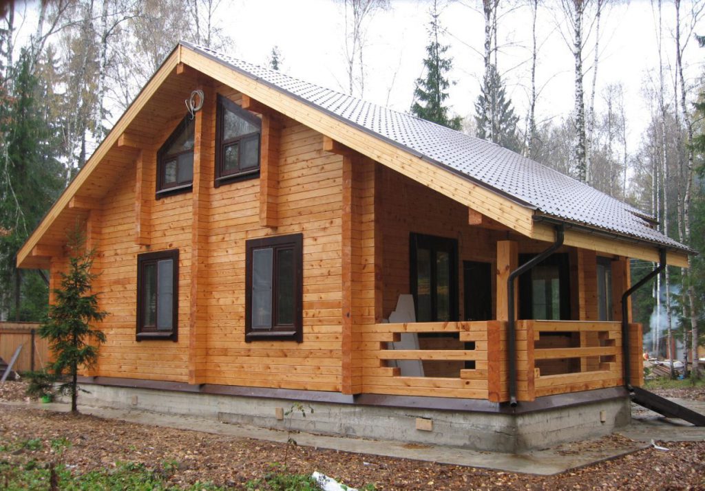 Maison de bois profilé