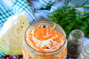 how to ferment cabbage in jars