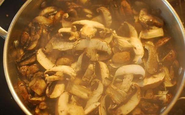 Procesul de gătit al ciupercilor