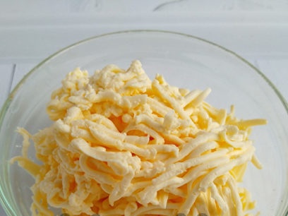 strouhaný sýr