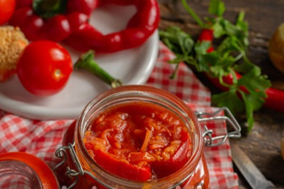 peper met groente in het Bulgaars