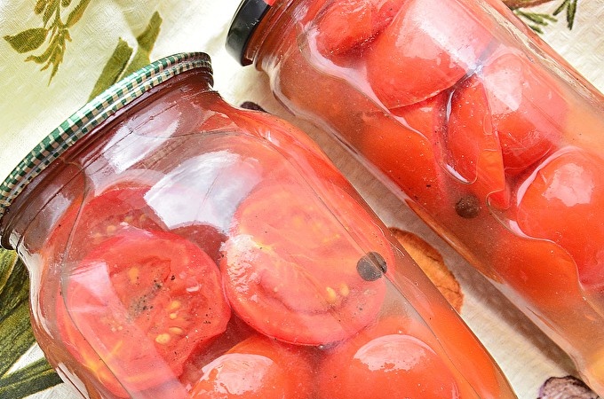 الطماطم الحلوة مع البصل