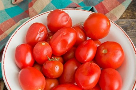 Tomater i en skål
