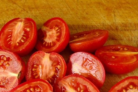 nakrájená rajčata