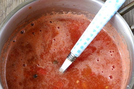 מיץ עגבניות מוכן