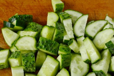 sliced ​​cucumbers